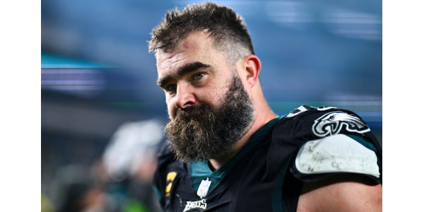 Jason Kelce se despidió de los fanáticos llorando